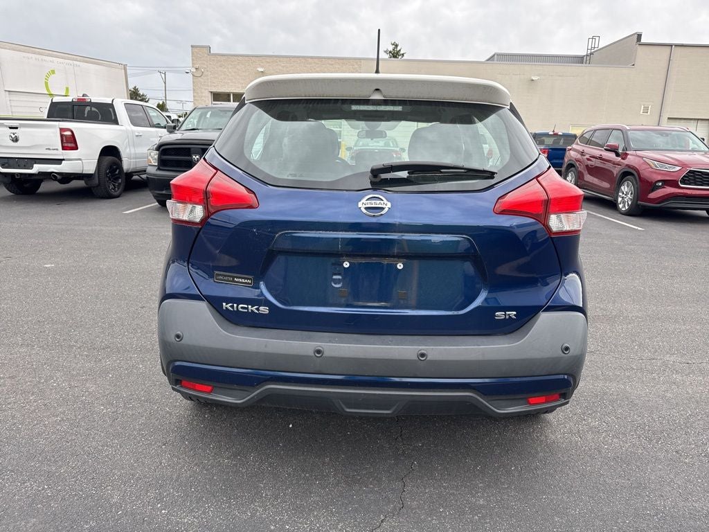 2020 Nissan Kicks SR
