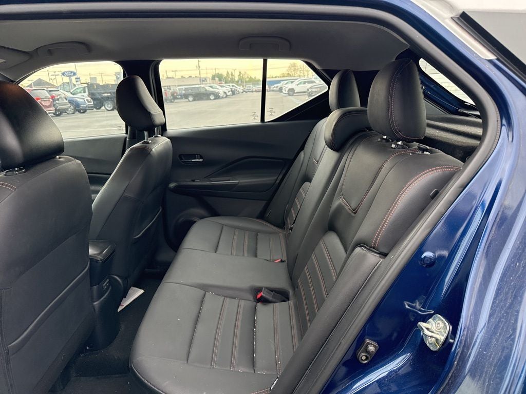 2020 Nissan Kicks SR