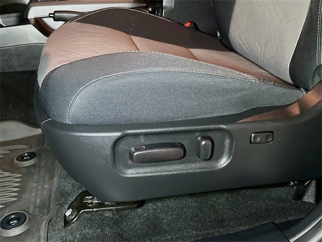 2022 Toyota Tacoma TRD Off-Road V6