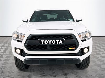 2022 Toyota Tacoma TRD Off-Road V6