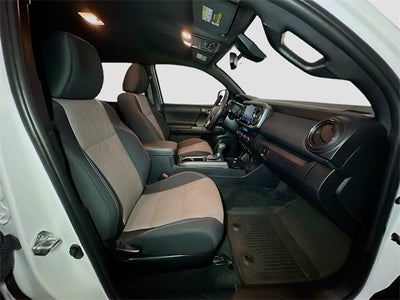 2022 Toyota Tacoma TRD Off-Road V6