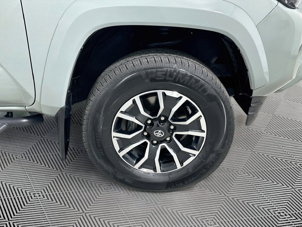 2023 Toyota Tacoma TRD Sport V6