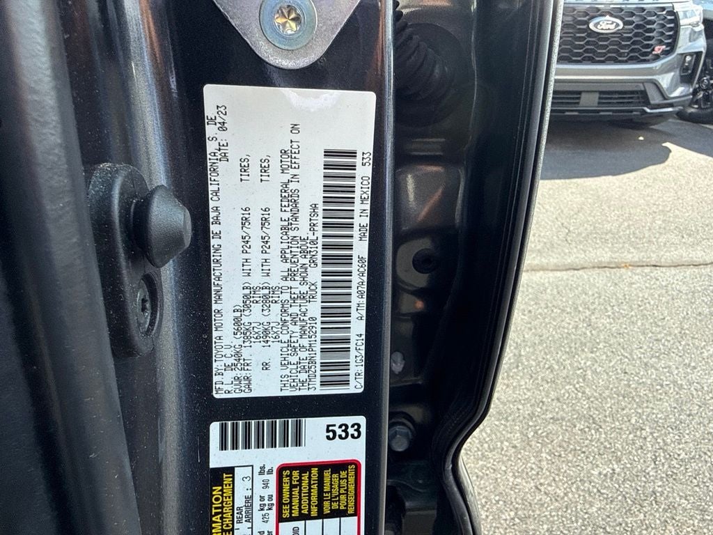 2023 Toyota Tacoma SR5 V6