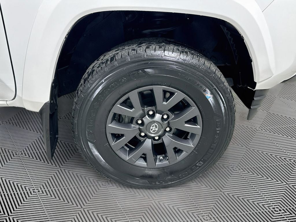 2020 Toyota Tacoma SR5 V6