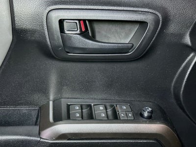 2020 Toyota Tacoma SR5 V6