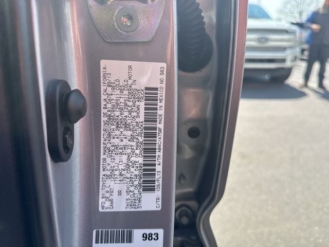 2014 Toyota Tacoma Base V6