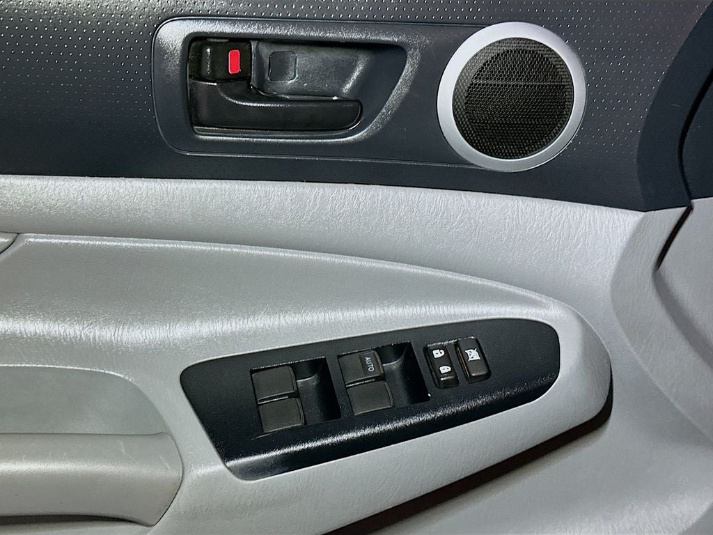 2015 Toyota Tacoma Base V6