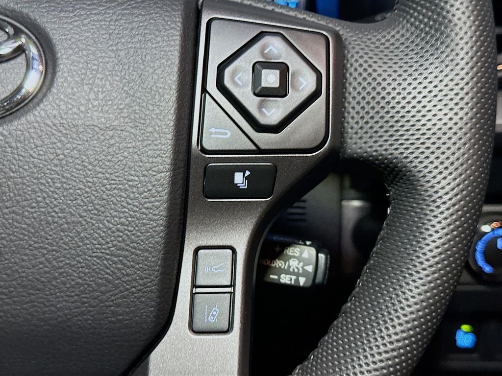 2022 Toyota Tacoma TRD Sport V6