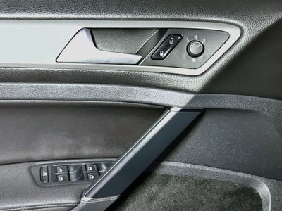 2015 Volkswagen Golf TSI S 4-Door