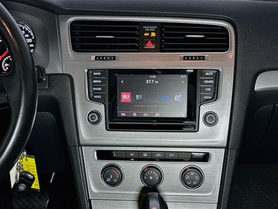 2015 Volkswagen Golf TSI S 4-Door
