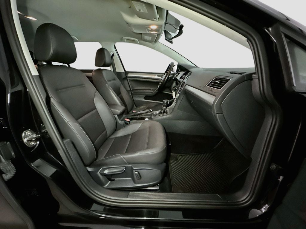 2015 Volkswagen Golf TSI S 4-Door