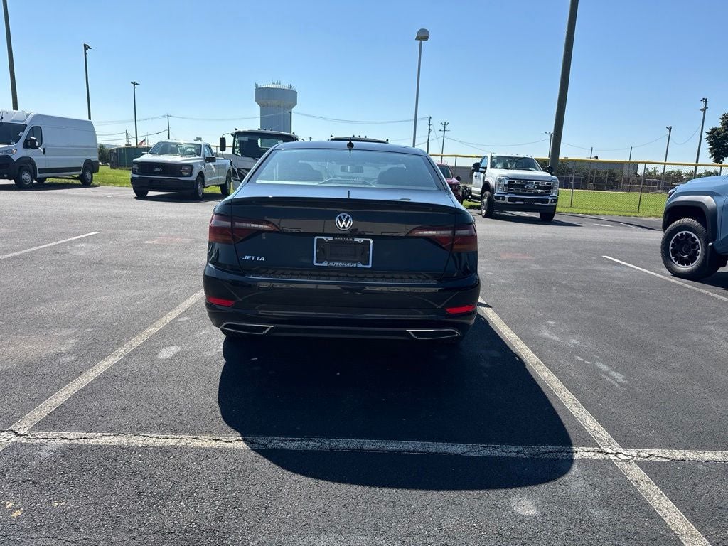 2019 Volkswagen Jetta R-Line