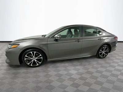 2019 Toyota Camry SE