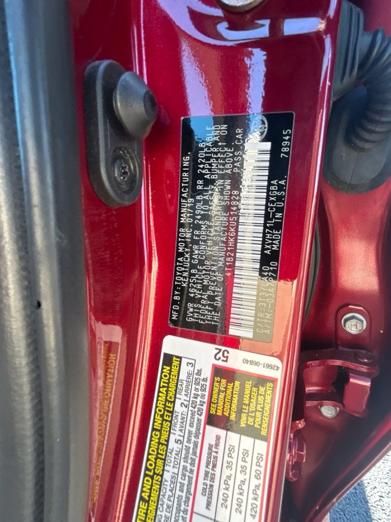 2019 Toyota Camry Hybrid XLE