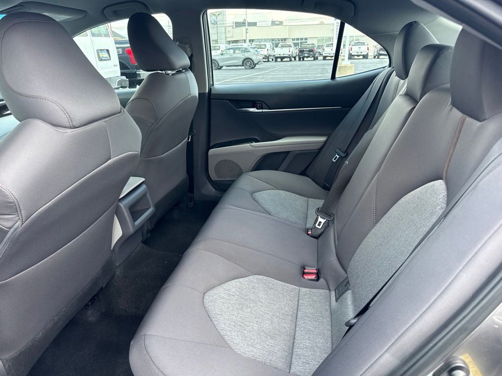 2018 Toyota Camry Hybrid LE