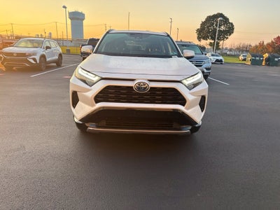 2023 Toyota RAV4 Hybrid SE
