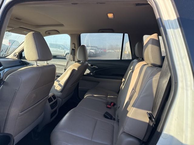 2016 Honda Pilot EX-L w/Navigation