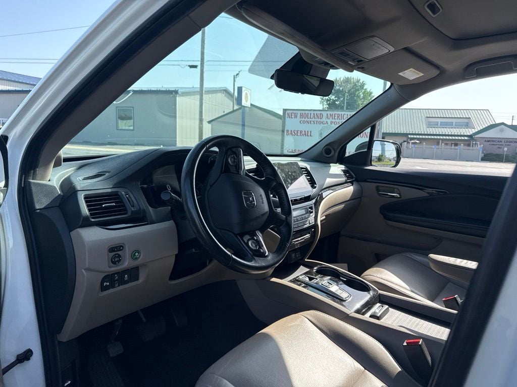 2020 Honda Pilot Touring 8 Passenger