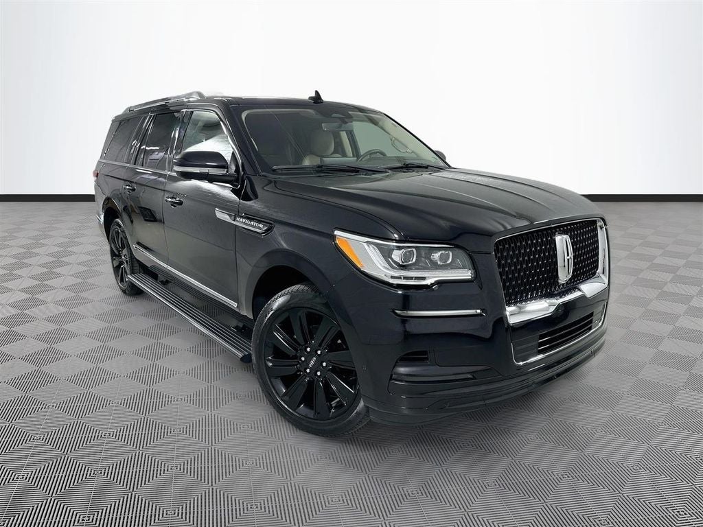 2022 Lincoln Navigator L Reserve
