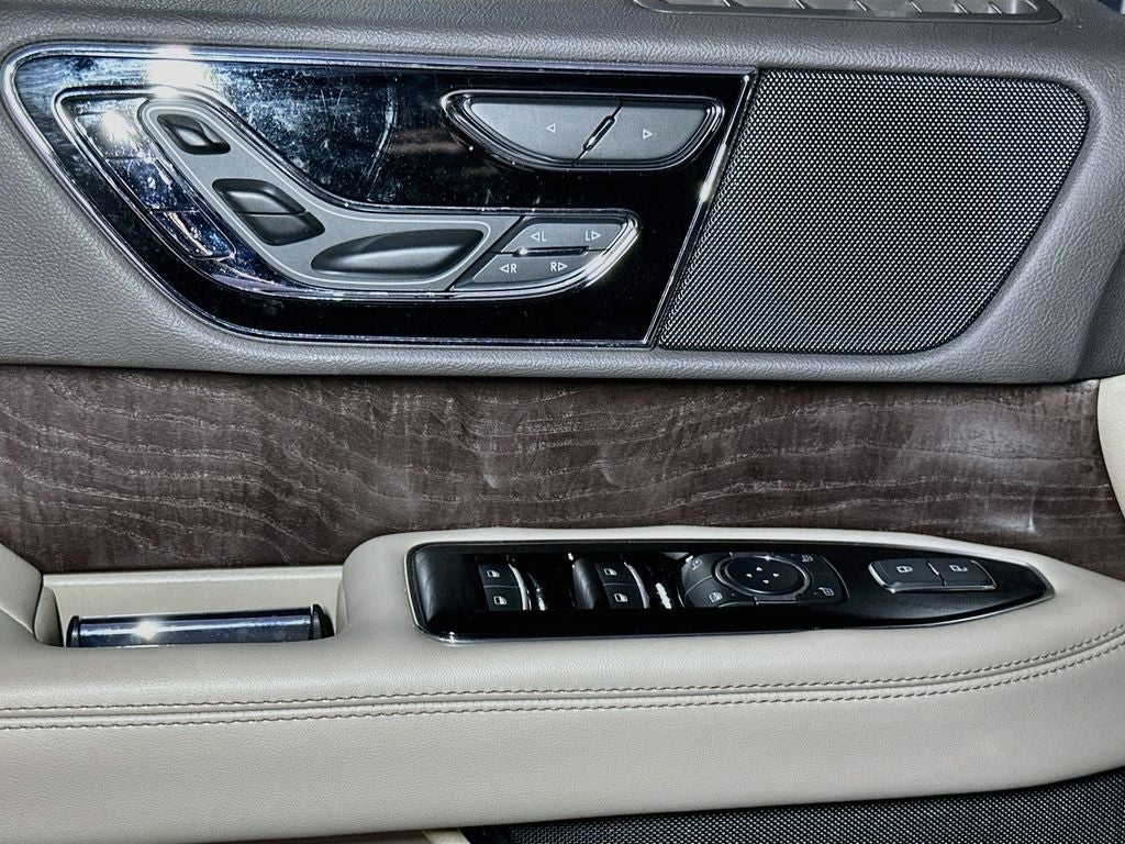 2022 Lincoln Navigator L Reserve