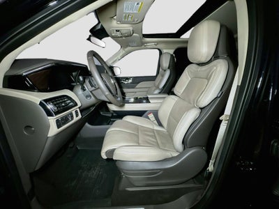2022 Lincoln Navigator L Reserve