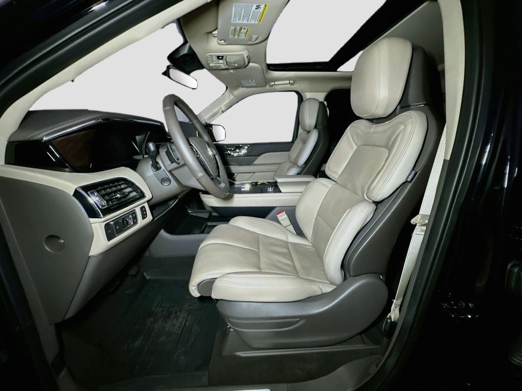 2022 Lincoln Navigator L Reserve