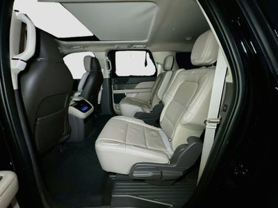 2022 Lincoln Navigator L Reserve