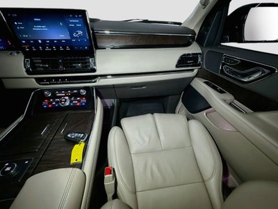 2022 Lincoln Navigator L Reserve