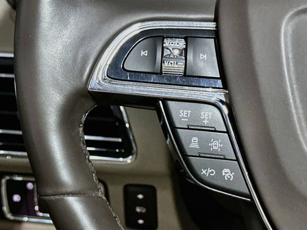 2022 Lincoln Navigator L Reserve