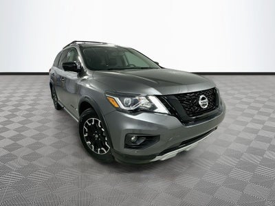 2020 Nissan Pathfinder SL