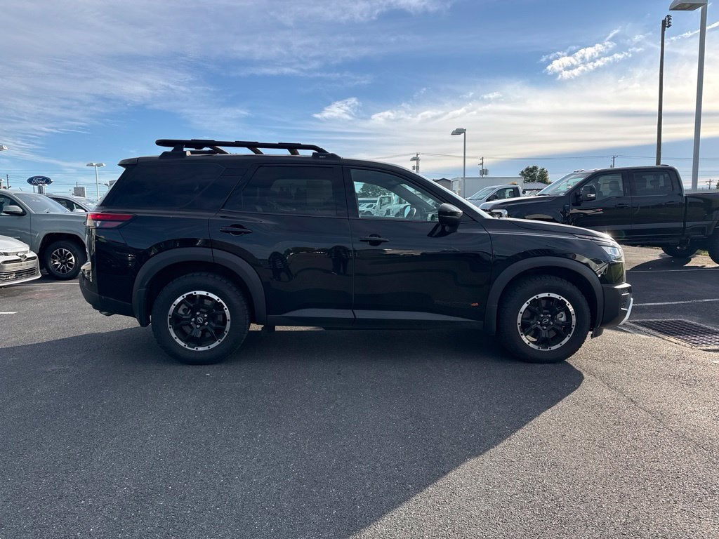 2025 Nissan Pathfinder Rock Creek