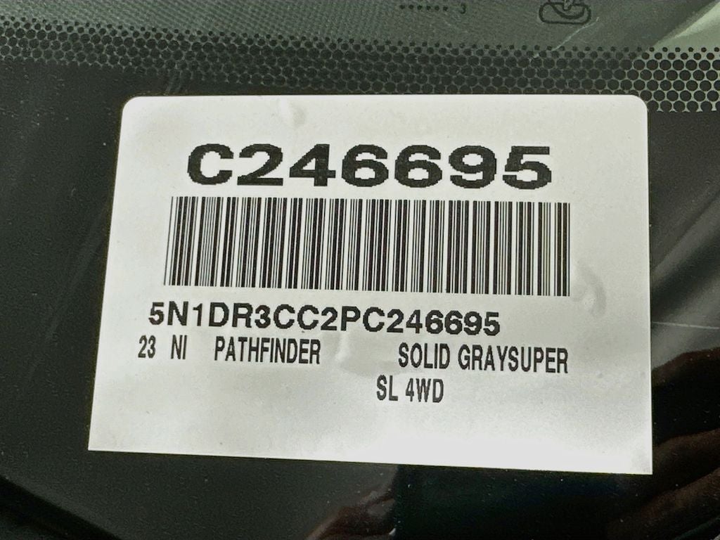2023 Nissan Pathfinder SL
