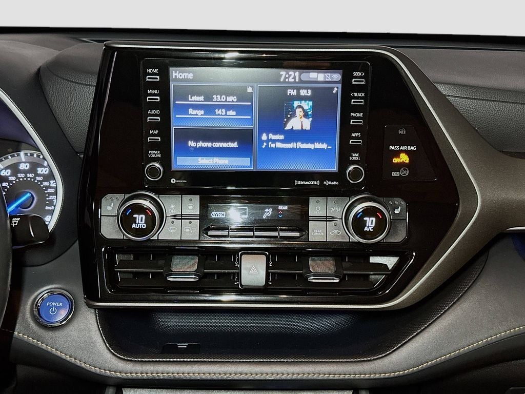2022 Toyota Highlander Hybrid Bronze Edition