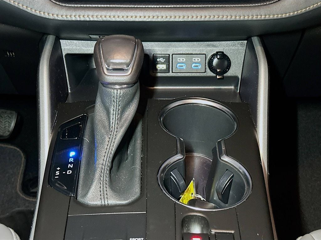 2022 Toyota Highlander Hybrid Bronze Edition