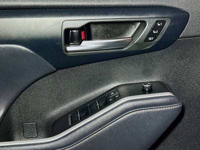 2022 Toyota Highlander Hybrid Bronze Edition