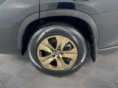 2022 Toyota Highlander Hybrid Bronze Edition