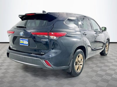 2022 Toyota Highlander Hybrid Bronze Edition