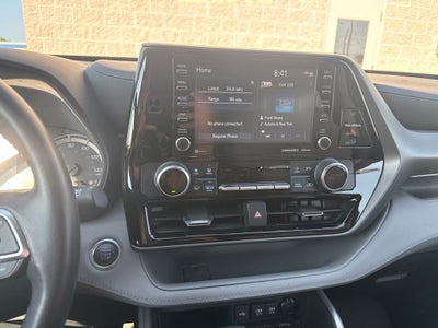 2021 Toyota Highlander LE