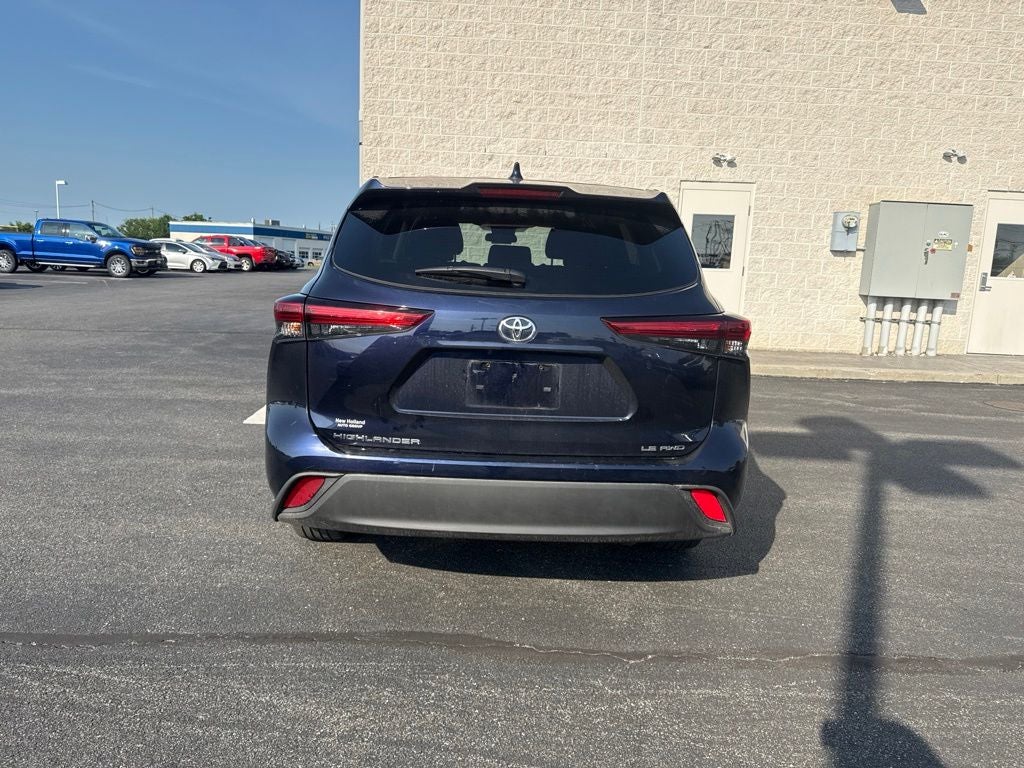 2021 Toyota Highlander LE