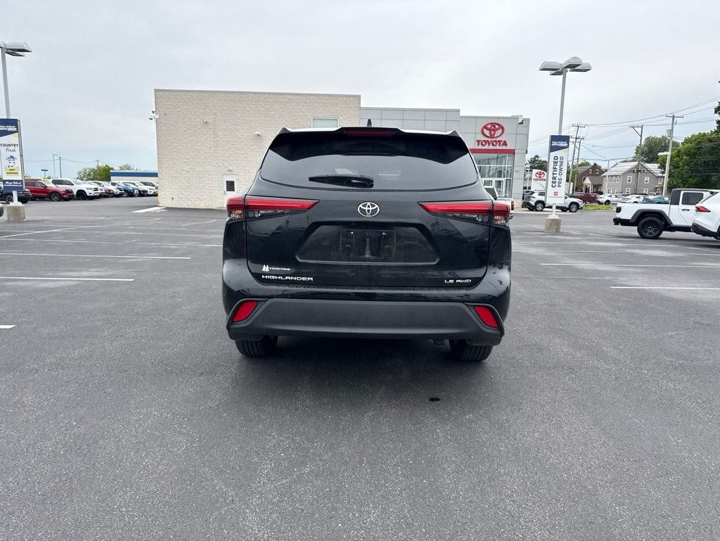 2021 Toyota Highlander LE