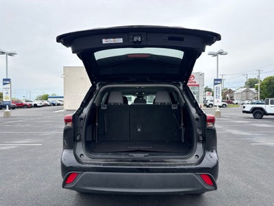 2021 Toyota Highlander LE