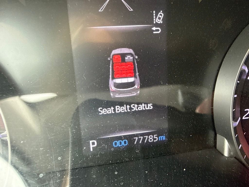 2021 Toyota Highlander LE