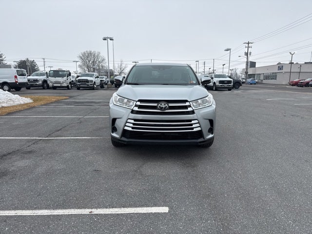 2019 Toyota Highlander LE
