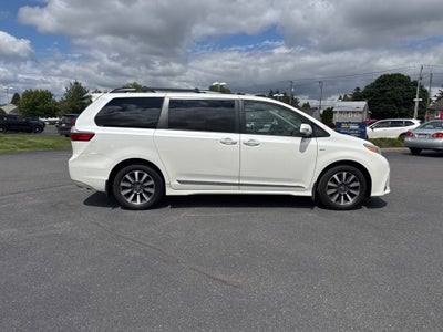 2019 Toyota Sienna Limited Premium 7 Passenger