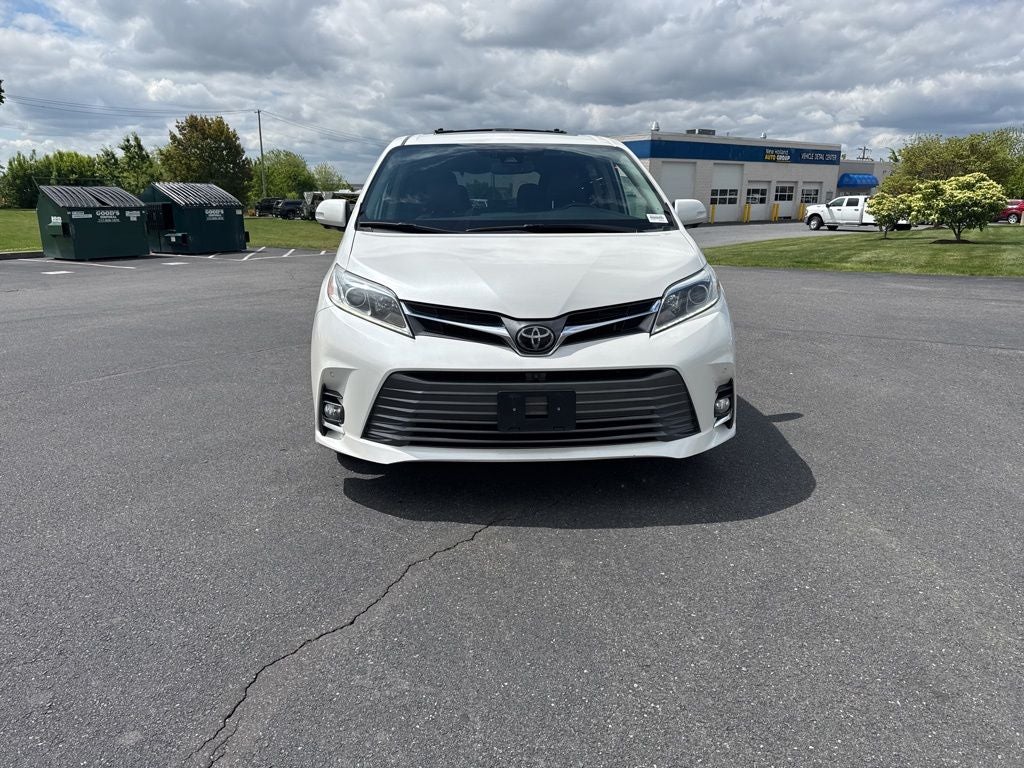 2019 Toyota Sienna Limited Premium 7 Passenger