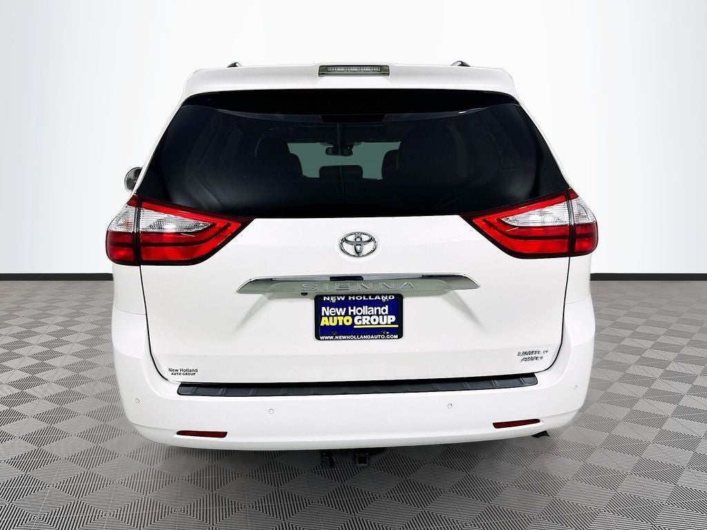 2019 Toyota Sienna Limited Premium 7 Passenger