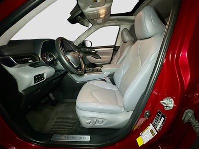 2022 Toyota Highlander Limited