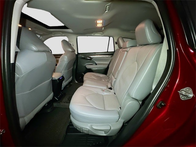 2022 Toyota Highlander Limited