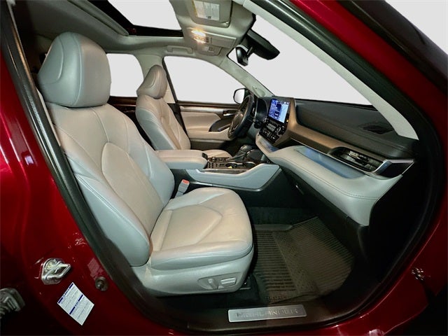 2022 Toyota Highlander Limited