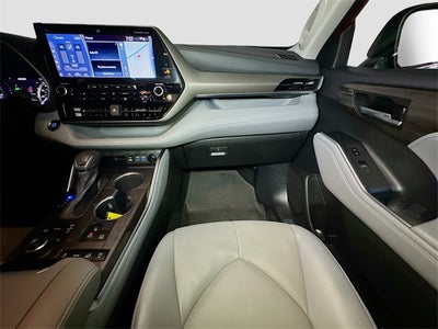 2022 Toyota Highlander Limited